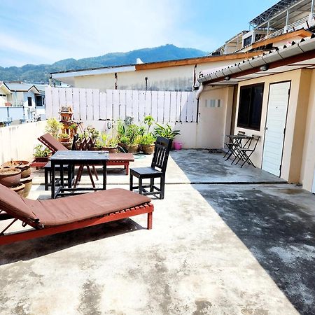 Seatel Phuket, Patong Beach Exterior photo
